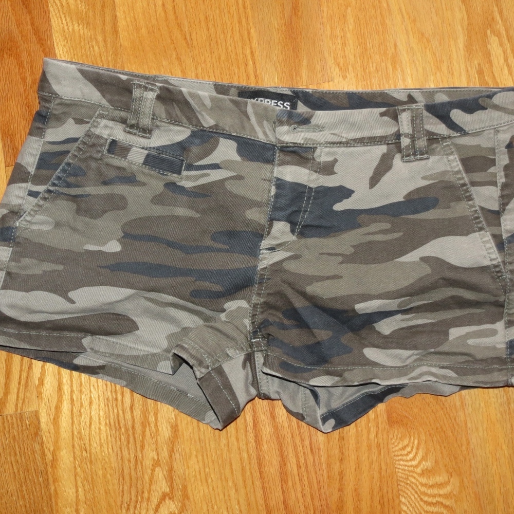camo Shorts